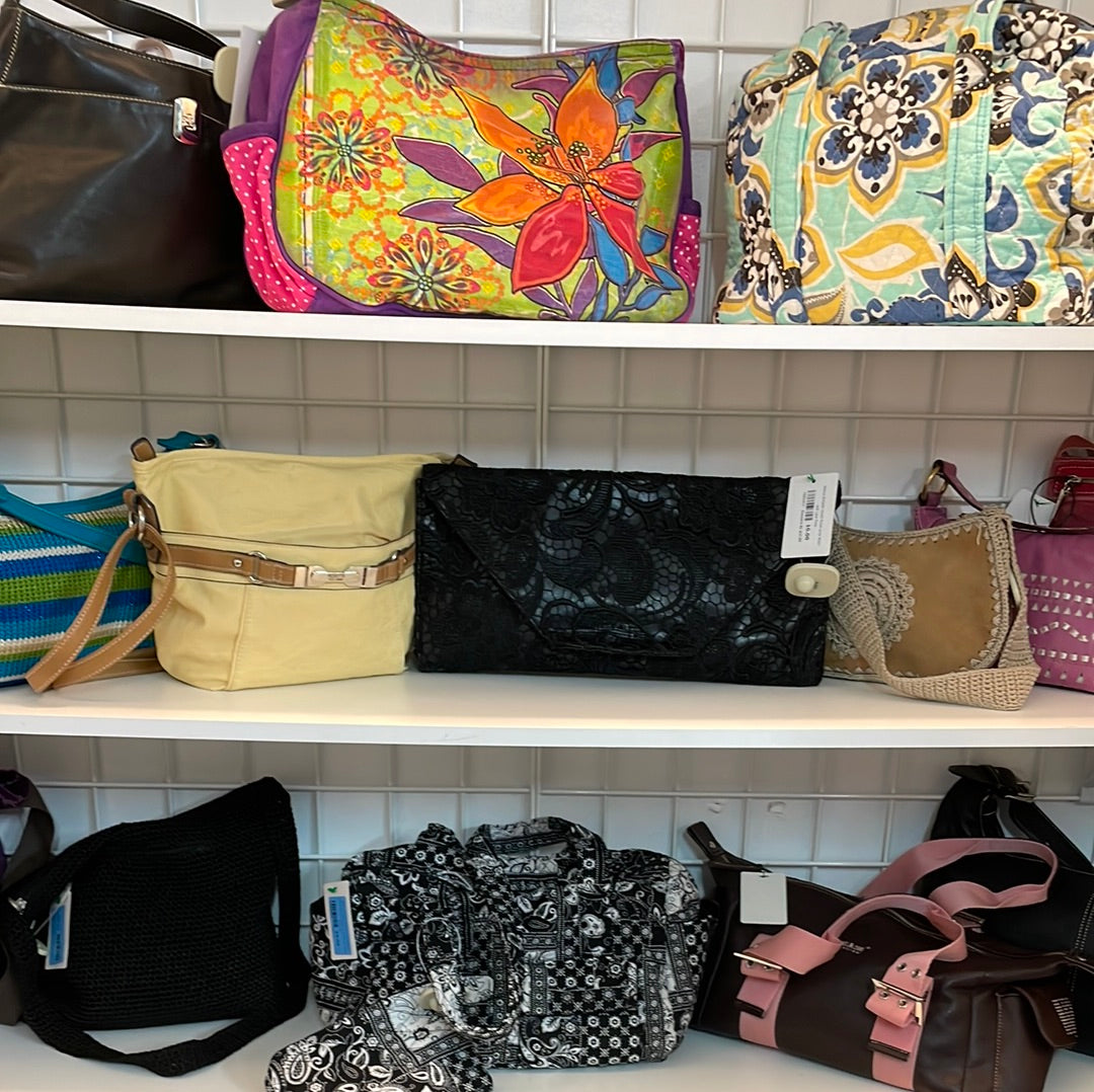 Purses, Wallets, Totes & Bags