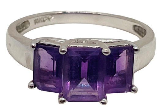 Purple Amethyst 3 Stone 10KG White Gold Ring Size 7.5 (2.414g)