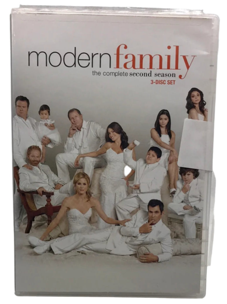 Modern Family The Complete Second Season COMPLETE NO SCRATCHES