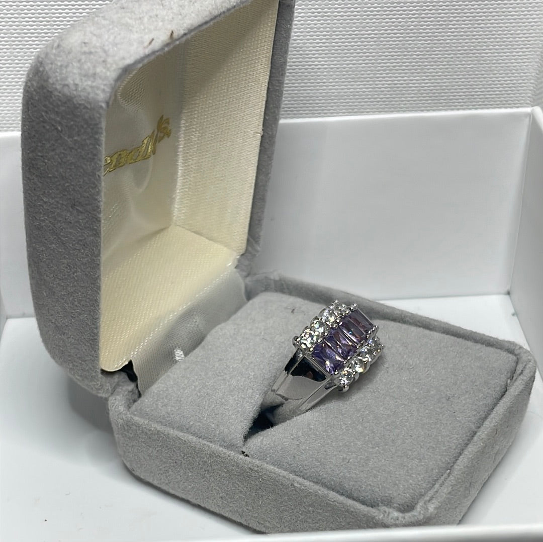 Sterling Silver RING 925 With Clear & 5 Amethyst Stones SIZE 6