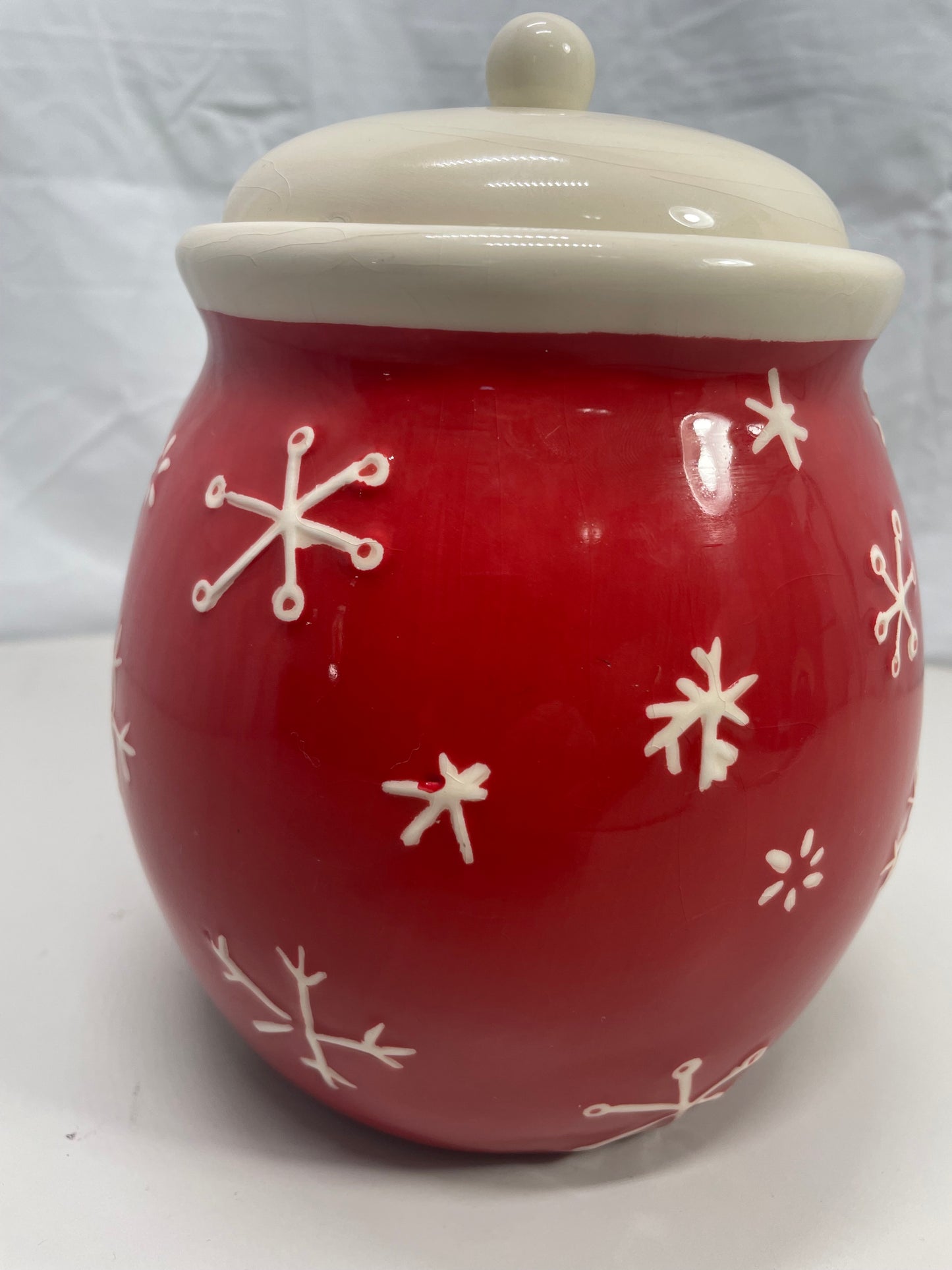 Hallmark Merry Days Cookie Jar w/ Lid