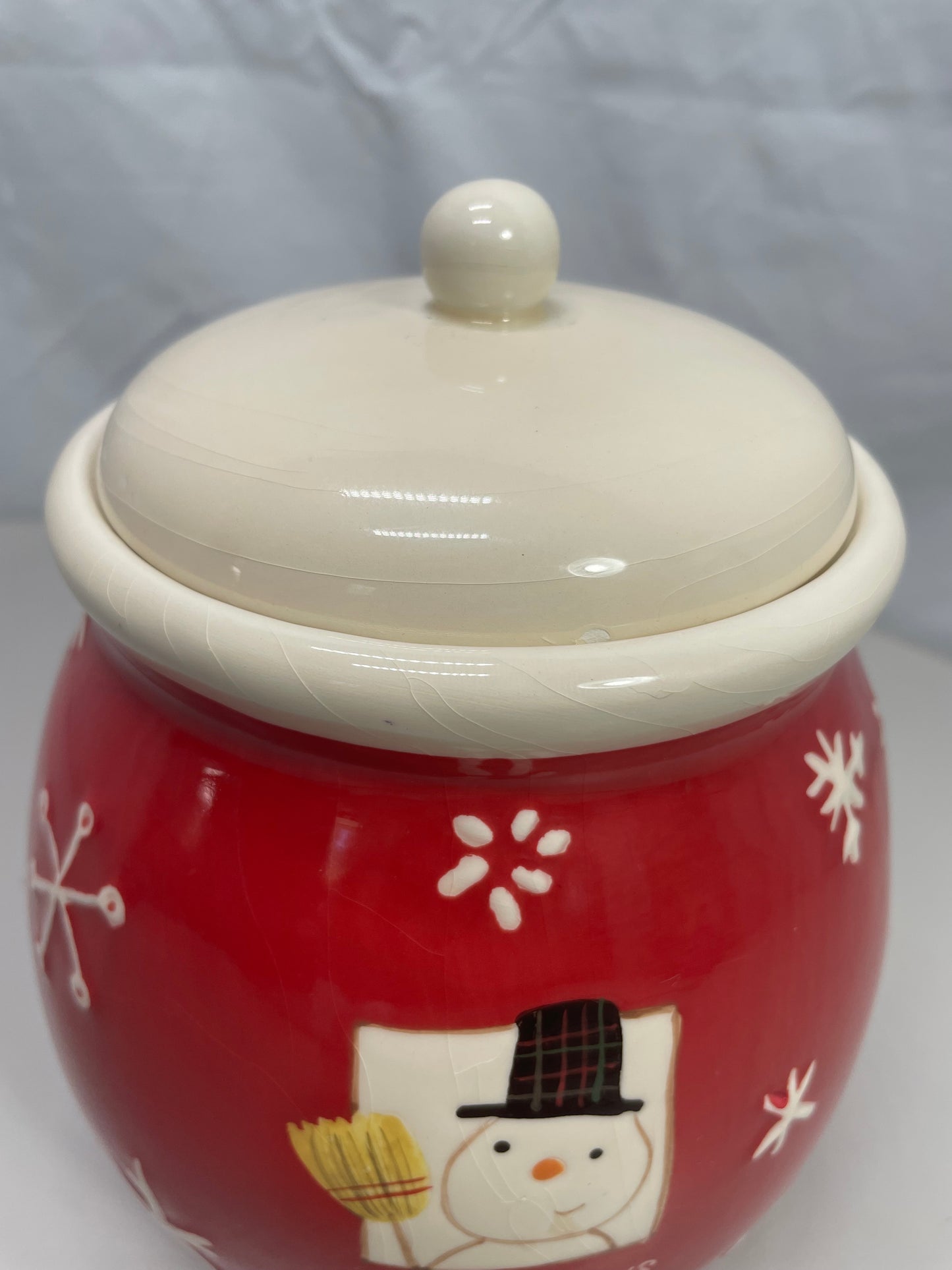 Hallmark Merry Days Cookie Jar w/ Lid