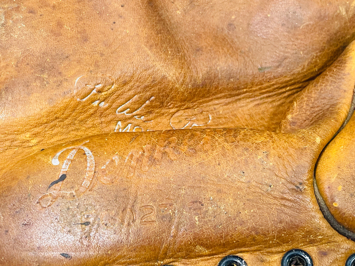 VINTAGE Denkert Pee Wee Reese Cowhide Baseball Glove Mitt