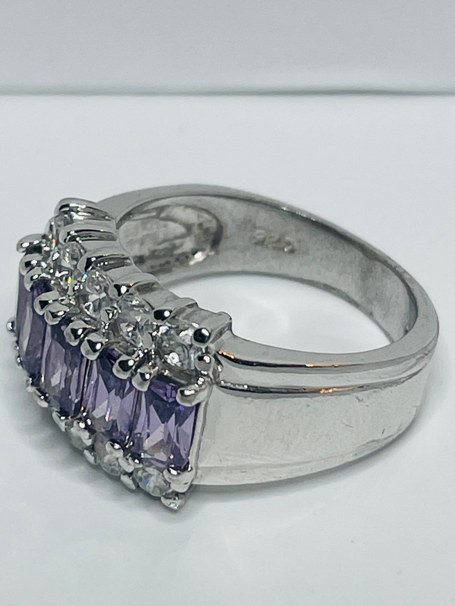 Sterling Silver RING 925 With Clear & 5 Amethyst Stones SIZE 6